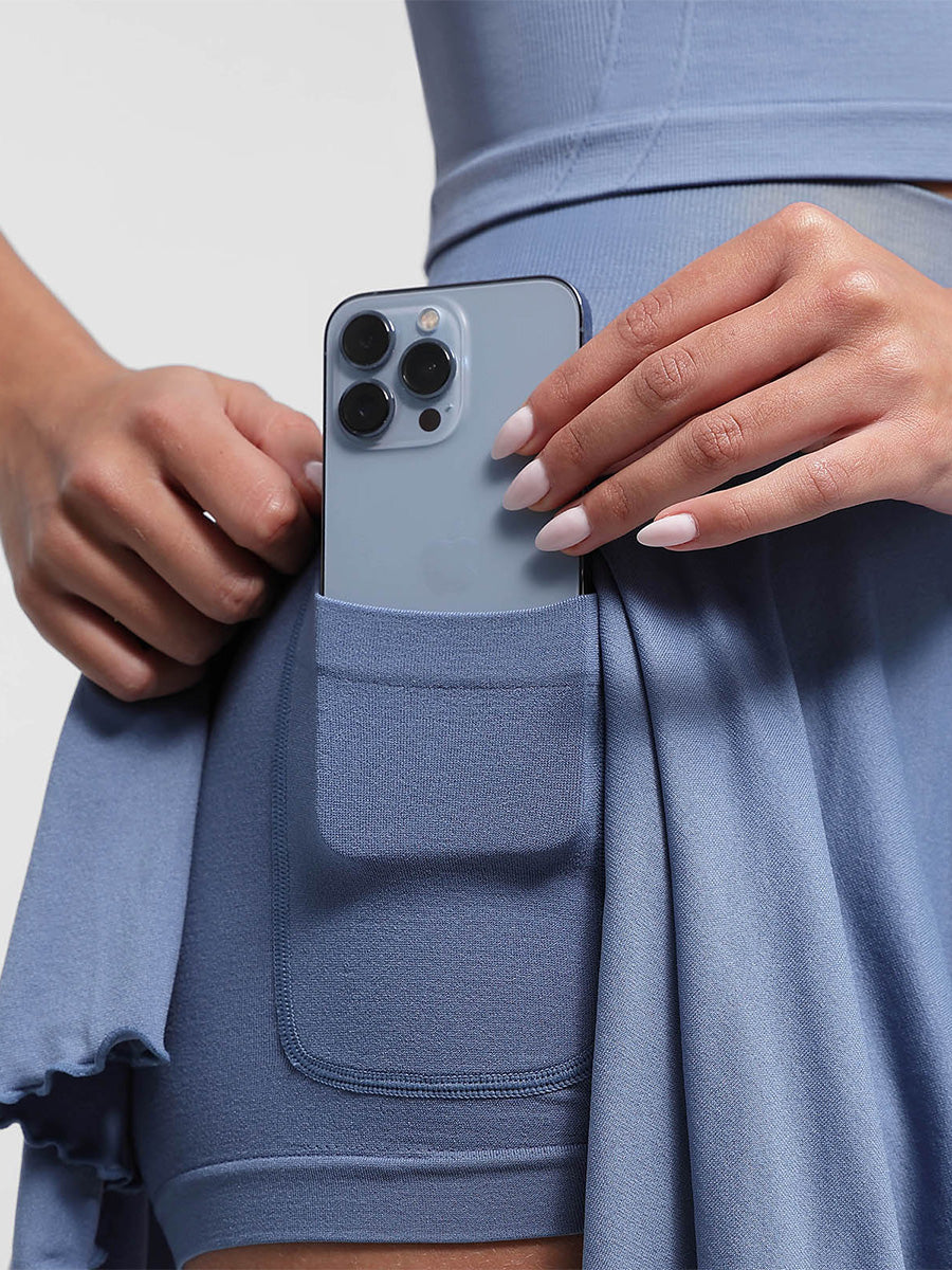 Supportive Seamless Sports Top with Built-in Bra & Removable Cups