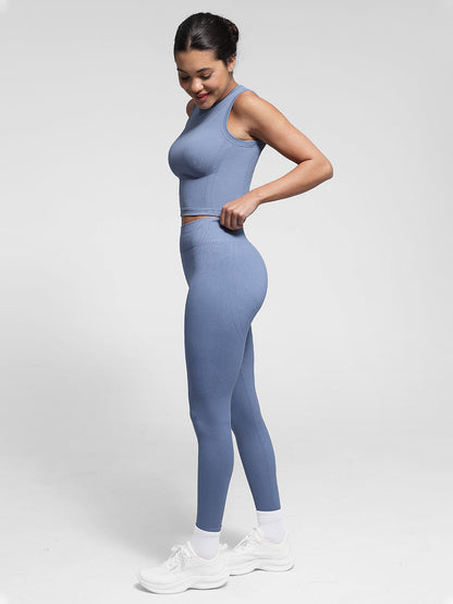 Supportive Seamless Sports Top with Built-in Bra & Removable Cups