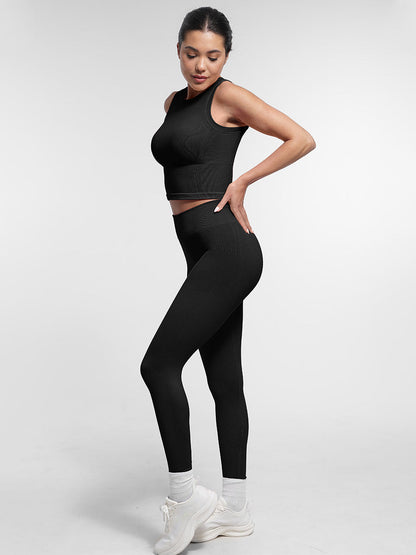 Supportive Seamless Sports Top with Built-in Bra & Removable Cups