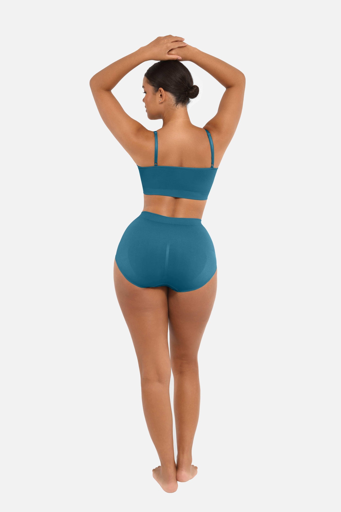 Wholesale Seamless Mid Waist Tummy Control Antibacterial Peach Hip Brief -