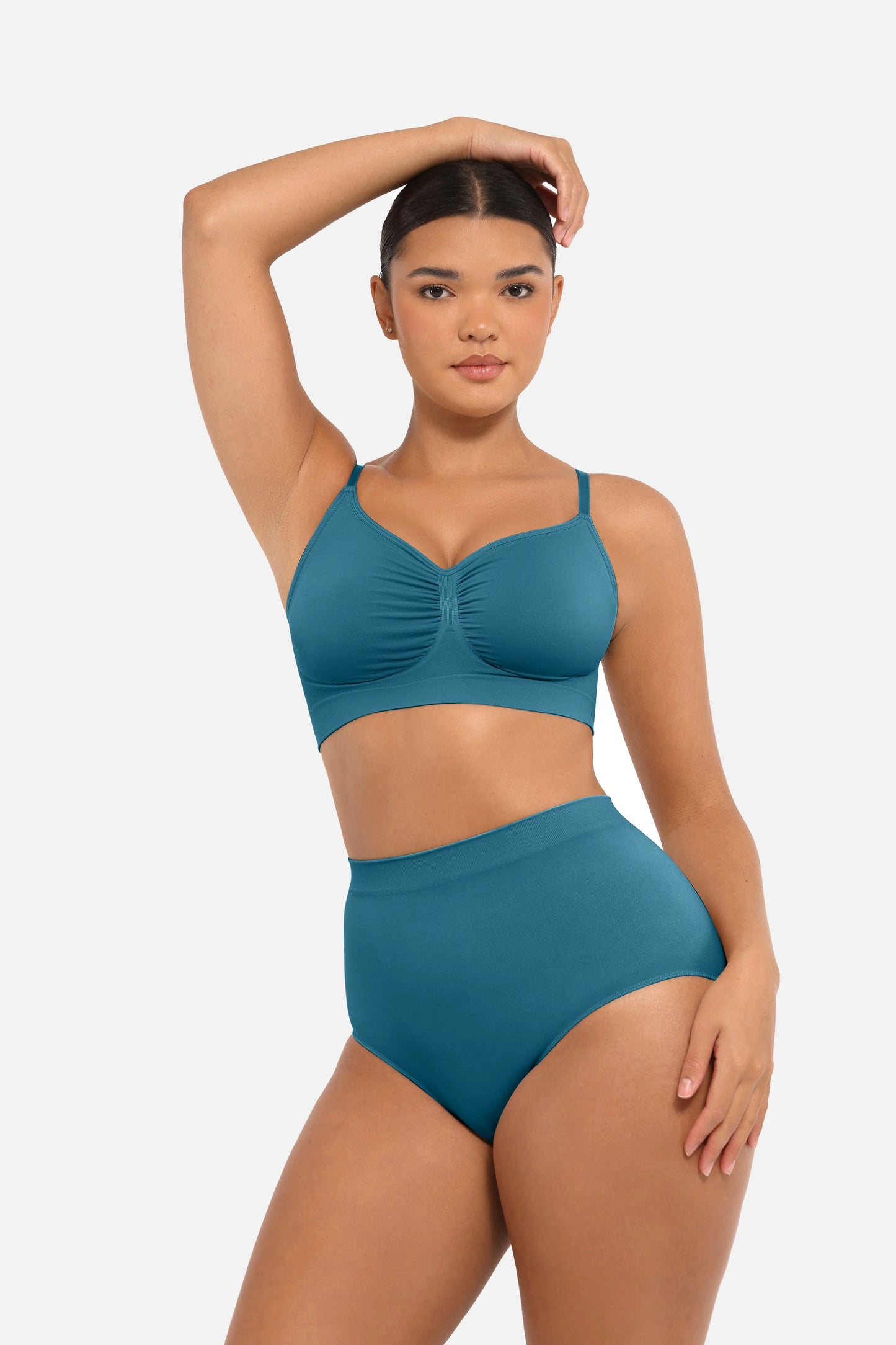 Wholesale Seamless Mid Waist Tummy Control Antibacterial Peach Hip Brief -