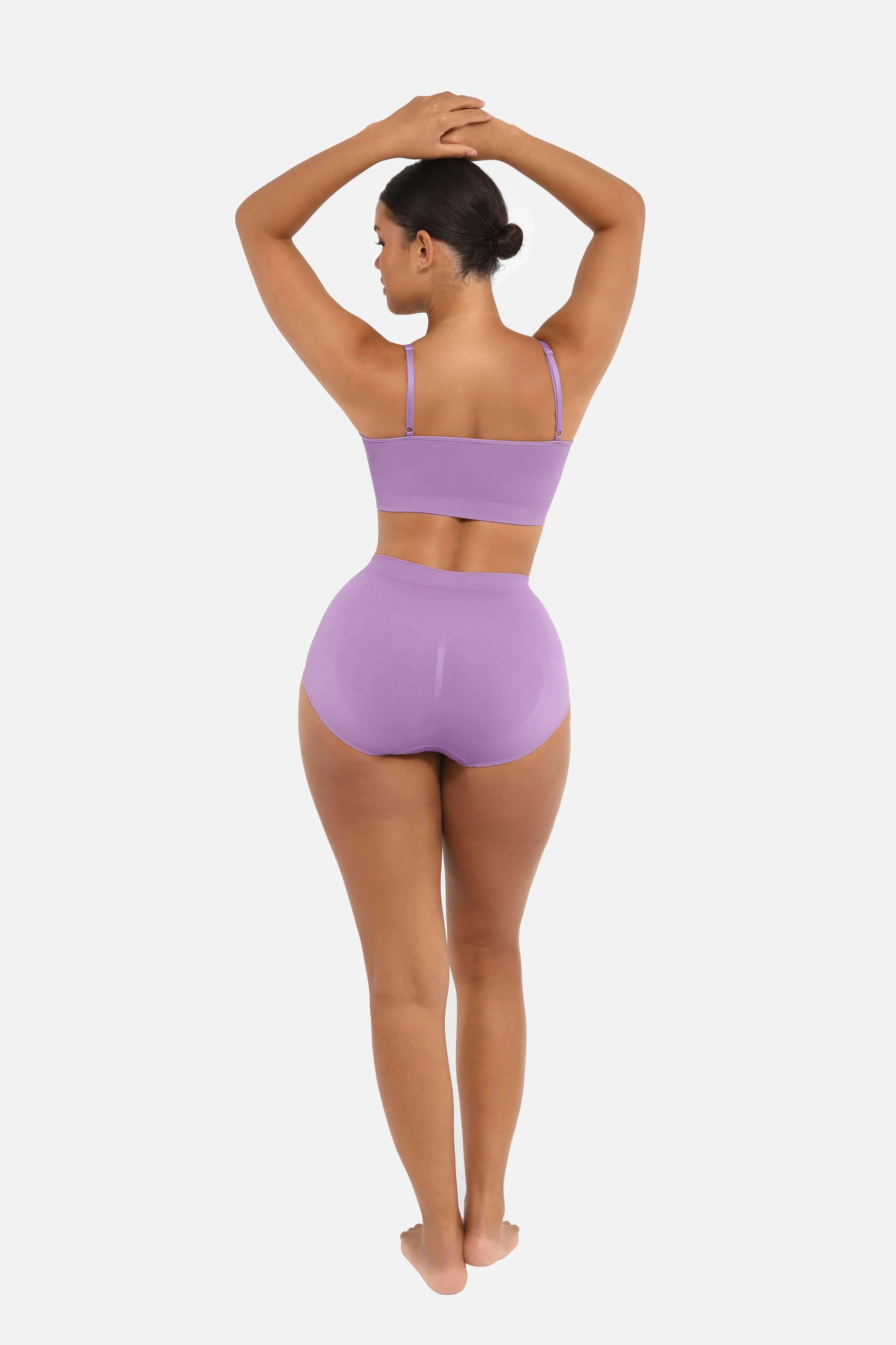 Wholesale Seamless Mid Waist Tummy Control Antibacterial Peach Hip Brief -