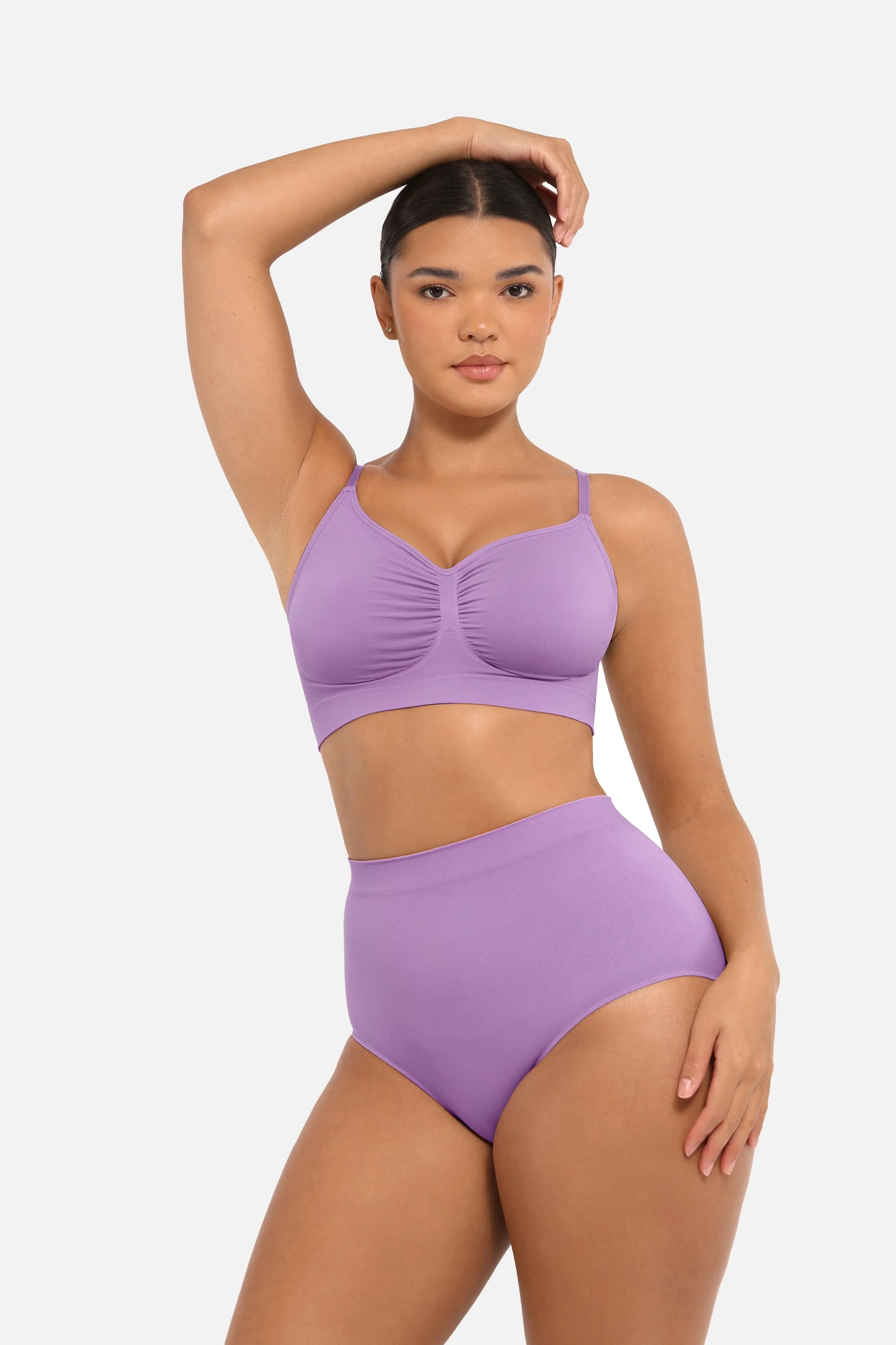 Wholesale Seamless Mid Waist Tummy Control Antibacterial Peach Hip Brief -